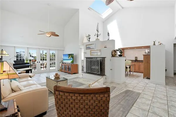 17062 Marina Cove LN, Fort Myers, FL 33908