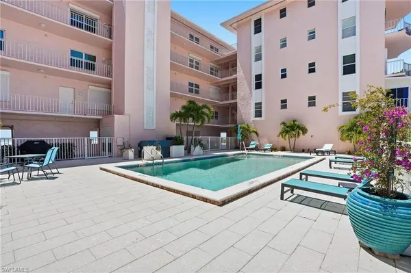 26236 Hickory BLVD #18, Bonita Springs, FL 34134