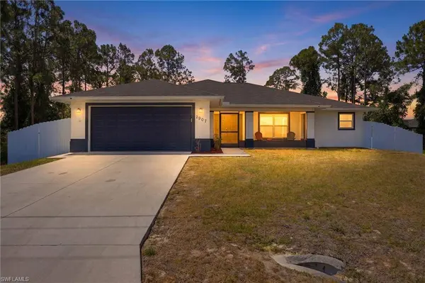 2907 18th ST SW, Lehigh Acres, FL 33976