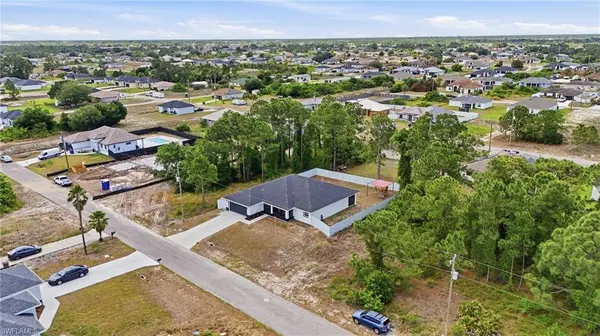 2907 18th ST SW, Lehigh Acres, FL 33976