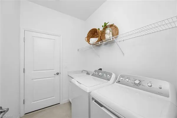 18653 Marlin Kite LN, North Fort Myers, FL 33917