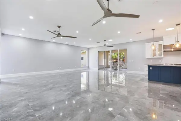 4837 Tarpon AVE, Bonita Springs, FL 34134