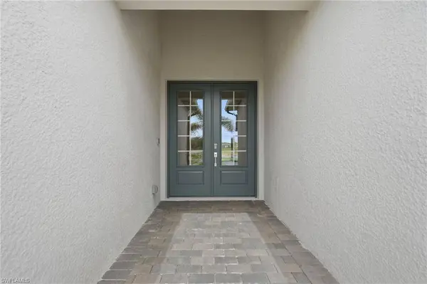 19697 Fox Grove DR, Estero, FL 33928