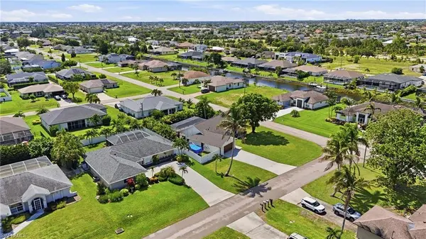 2235 SW 12th PL, Cape Coral, FL 33991