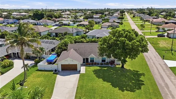 2235 SW 12th PL, Cape Coral, FL 33991