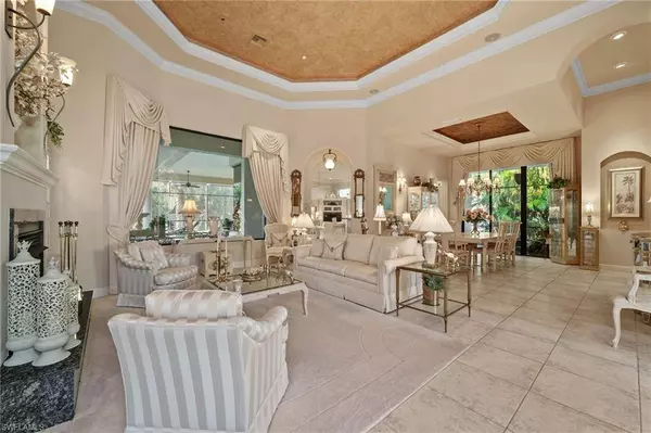 9391 Lakebend Preserve CT, Estero, FL 34135