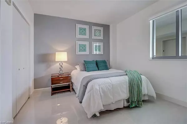 3000 Oasis Grand BLVD #3005, Fort Myers, FL 33916