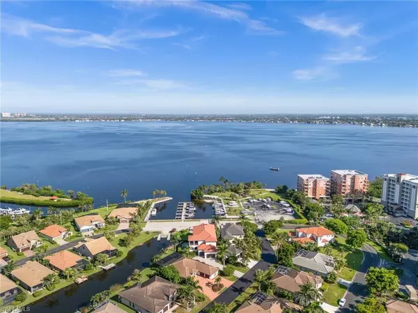 7077 Quail Run CT E #A 15, Fort Myers, FL 33908