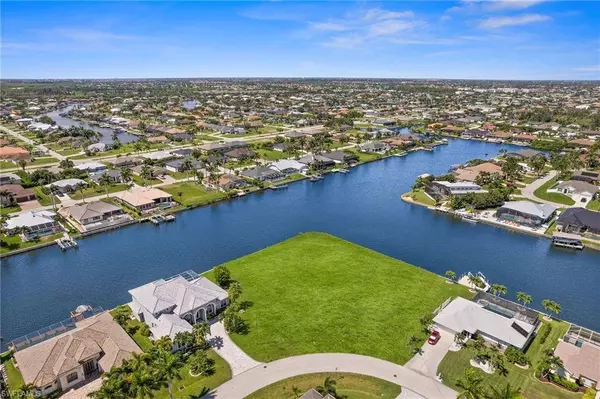 2701 SW 30th TER, Cape Coral, FL 33914