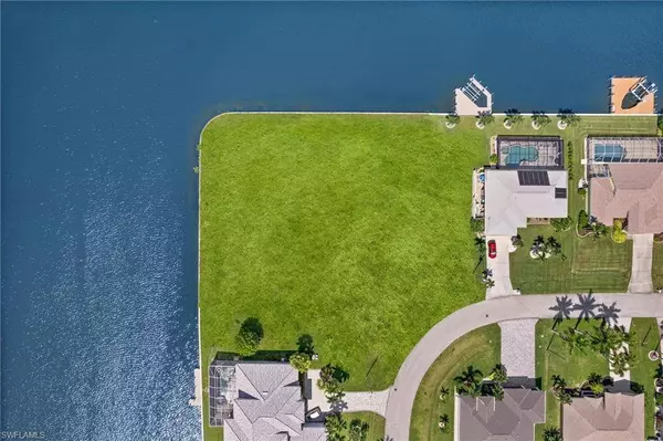 2701 SW 30th TER, Cape Coral, FL 33914