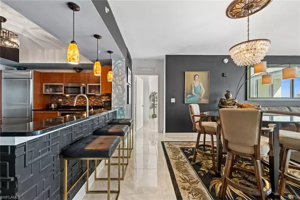 3000 Oasis Grand BLVD #901, Fort Myers, FL 33916