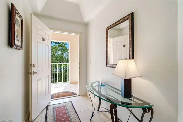 14819 Laguna DR #203, Fort Myers, FL 33908