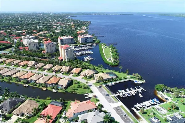 14819 Laguna DR #203, Fort Myers, FL 33908