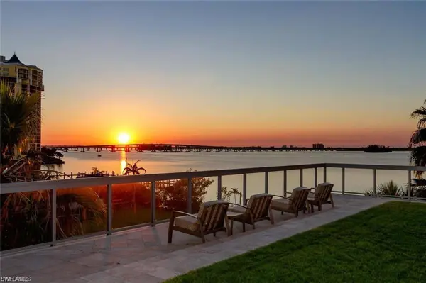 3000 Oasis Grand BLVD #2004, Fort Myers, FL 33916