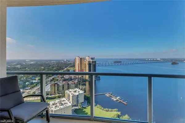 3000 Oasis Grand BLVD #3005, Fort Myers, FL 33916
