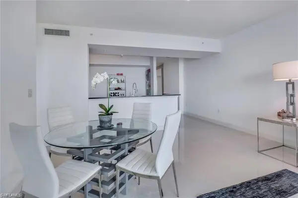 3000 Oasis Grand BLVD #3005, Fort Myers, FL 33916