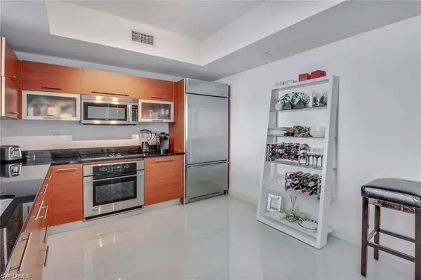 3000 Oasis Grand BLVD #3005, Fort Myers, FL 33916