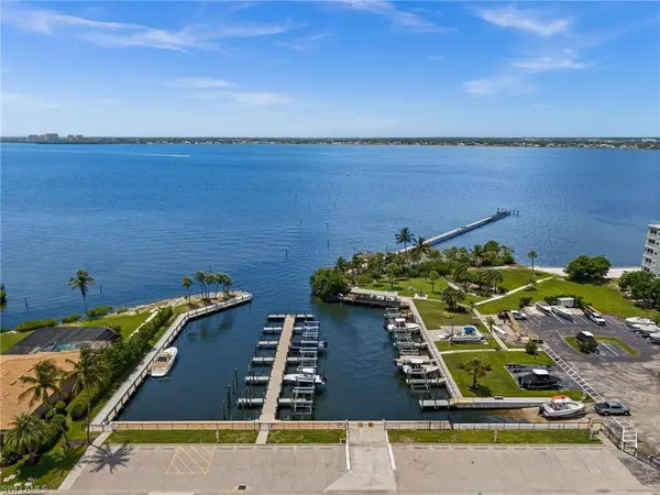 15121 Laguna DR #102, Fort Myers, FL 33908