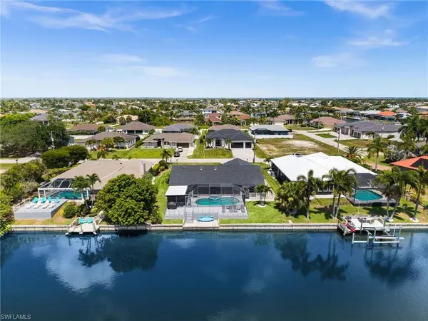 3911 SW 25th CT, Cape Coral, FL 33914