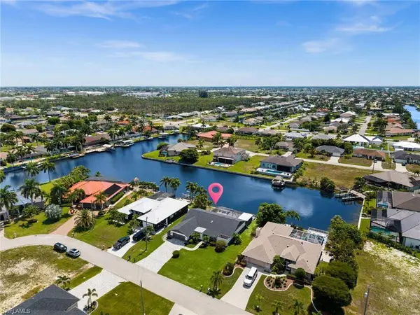 3911 SW 25th CT, Cape Coral, FL 33914