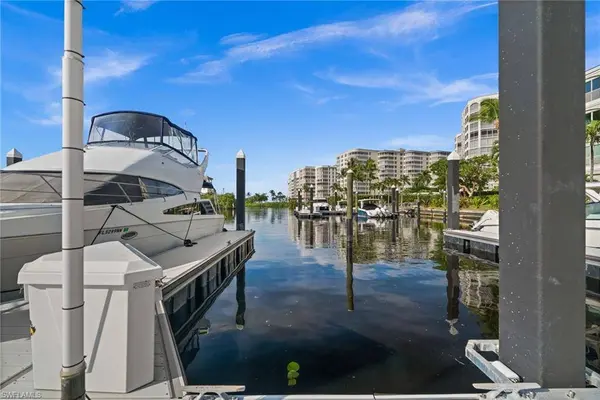 38 FT. I-4 BOAT SLIP AT GULF HARBOUR, Fort Myers, FL 33908