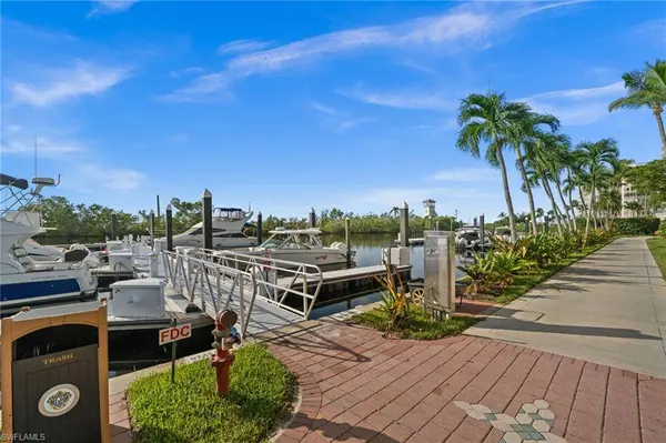 38 FT. I-4 BOAT SLIP AT GULF HARBOUR, Fort Myers, FL 33908