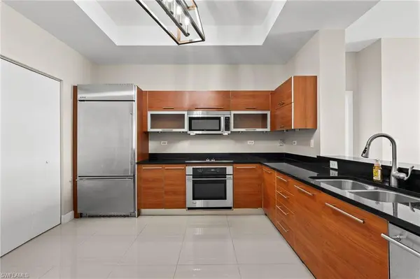 3000 Oasis Grand BLVD #401, Fort Myers, FL 33916