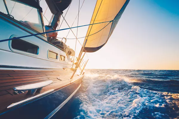 yachting image