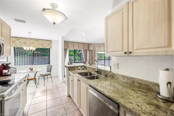 78 Bennington DR #5-8, Naples, FL 34104