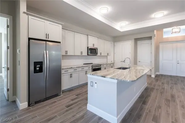 713 NW 37th AVE, Cape Coral, FL 33993