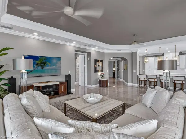 16371 Viansa WAY #201, Naples, FL 34110