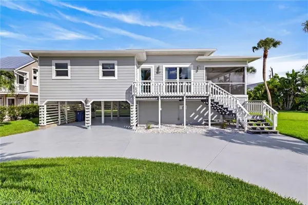 167 Mandalay RD, Fort Myers Beach, FL 33931