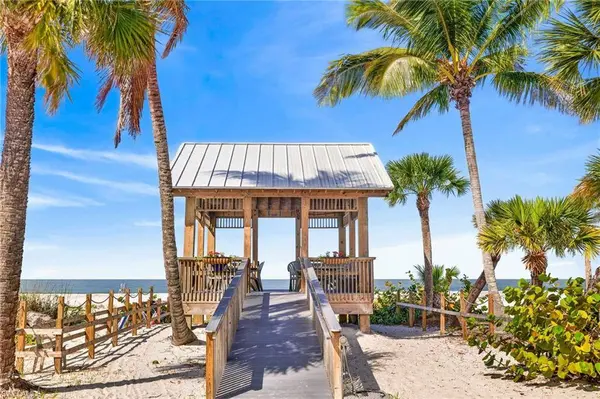 167 Mandalay RD, Fort Myers Beach, FL 33931