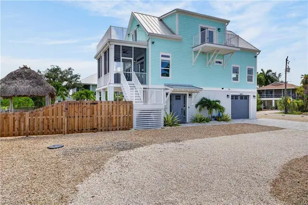 3597 Shell Mound BLVD, Fort Myers Beach, FL 33931