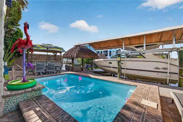 820 3rd ST, Fort Myers Beach, FL 33931