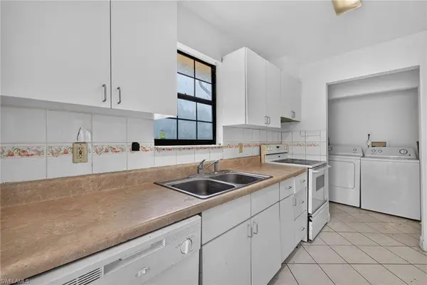 3740 18th AVE NE, Naples, FL 34120