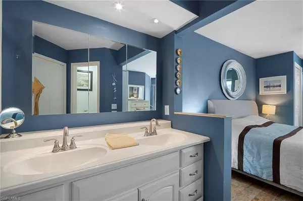 1931 Golfside Village DR, Lehigh Acres, FL 33936