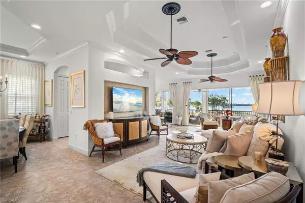 9064 Siesta Bay DR #201, Naples, FL 34120