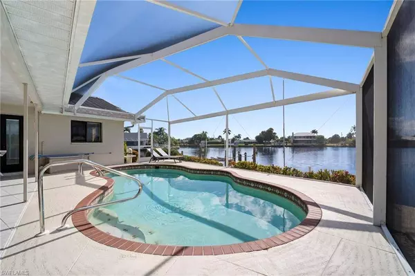 4530 W Coral CIR, Fort Myers, FL 33903