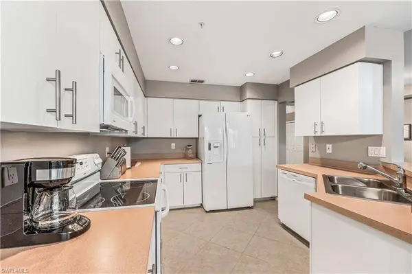 24827 Lakemont Cove LN #101, Bonita Springs, FL 34134