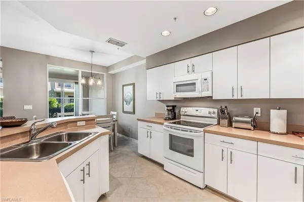 24827 Lakemont Cove LN #101, Bonita Springs, FL 34134