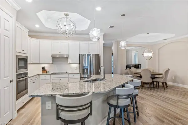 28075 Foxrock CT, Bonita Springs, FL 34135