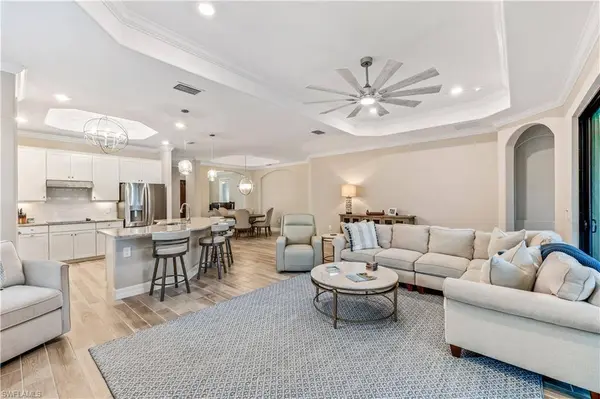 28075 Foxrock CT, Bonita Springs, FL 34135