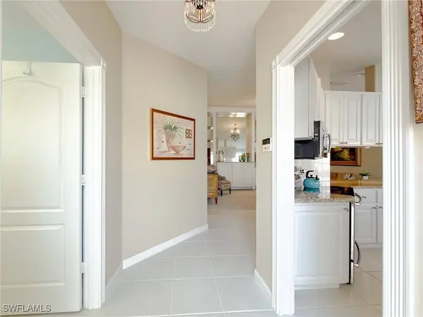 3356 Cayman LN, Naples, FL 34119