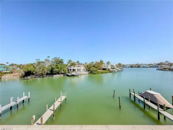 1910 Gulf Shore BLVD N #312, Naples, FL 34102