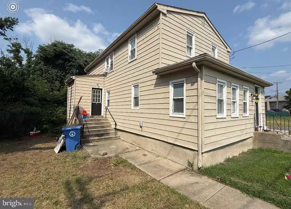 1009 HESSIAN AVE, West Deptford, NJ 08093