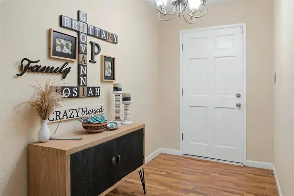 6721 N Harrison AVE, Fresno, CA 93711