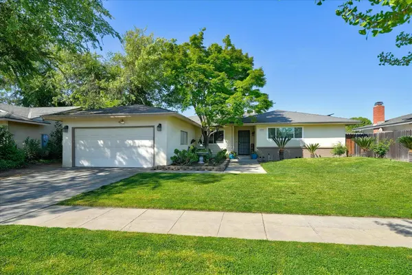 6721 N Harrison AVE, Fresno, CA 93711
