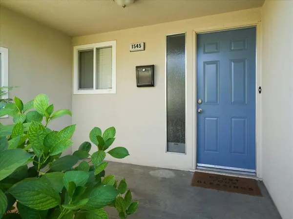 1545 E Vartikian AVE, Fresno, CA 93710