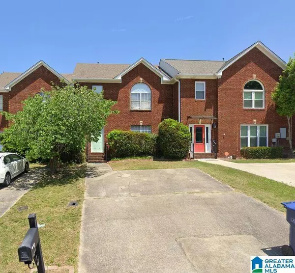 554 TREYMOOR LAKE CIRCLE, Alabaster, AL 35007